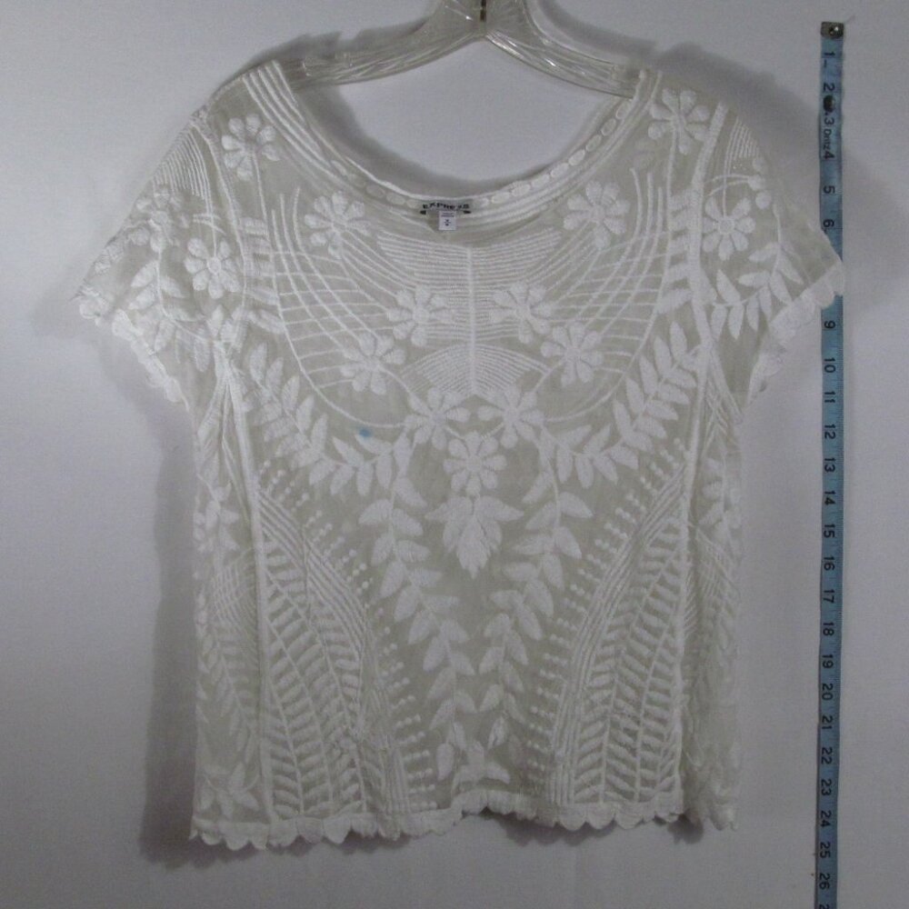 off white Express lace top size medium